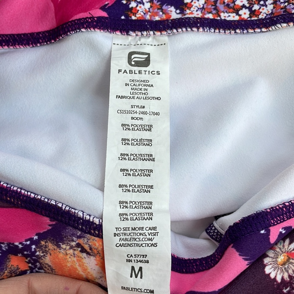 Lot of Fabletics High-Waisted Capri Leggings - Picture 10 of 10